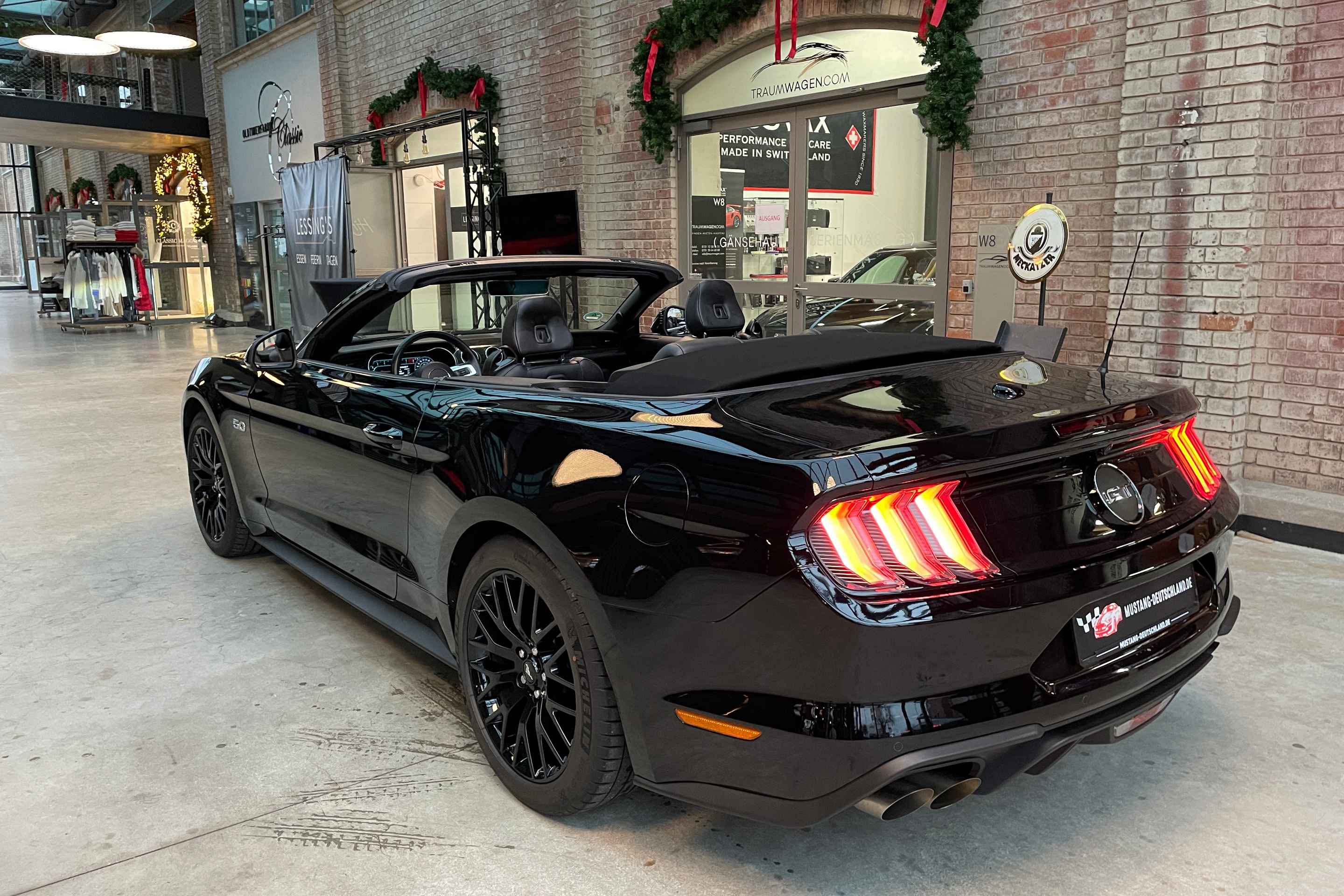Ford Mustang (GT 5.0 Cabrio 1.HD*Carbon-Styl.*10-Gang)